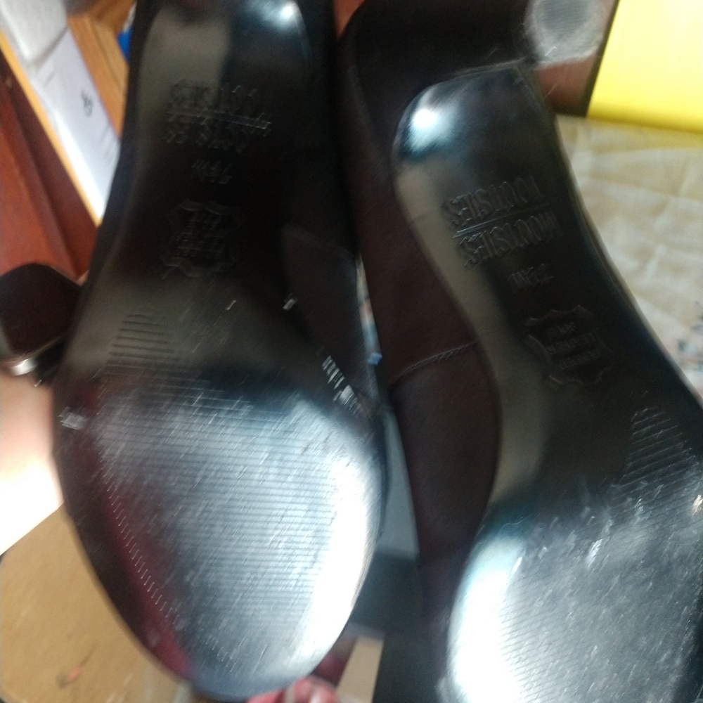 Heels - Picture 5 of 9